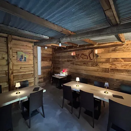 D'etape Chez Pierrot Couette-café Vivario (Corsica)